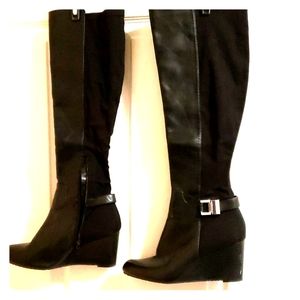 Wedge boots